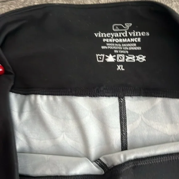 NWOT Vineyard Vines Cropped Leggings size XL - Picture 3 of 4